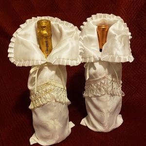 American Crafts Wine Bottle Cover Bags Set of 2 NWOT